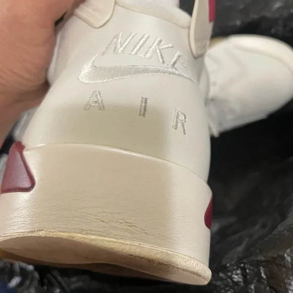 Jordan 6 Retro Maroon (2015) 💯 Authentic - Picture 4 of 12